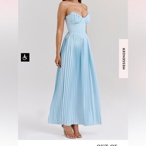 House of CB MARCELLA
OCEAN BLUE PLEATED MAXI DRESS